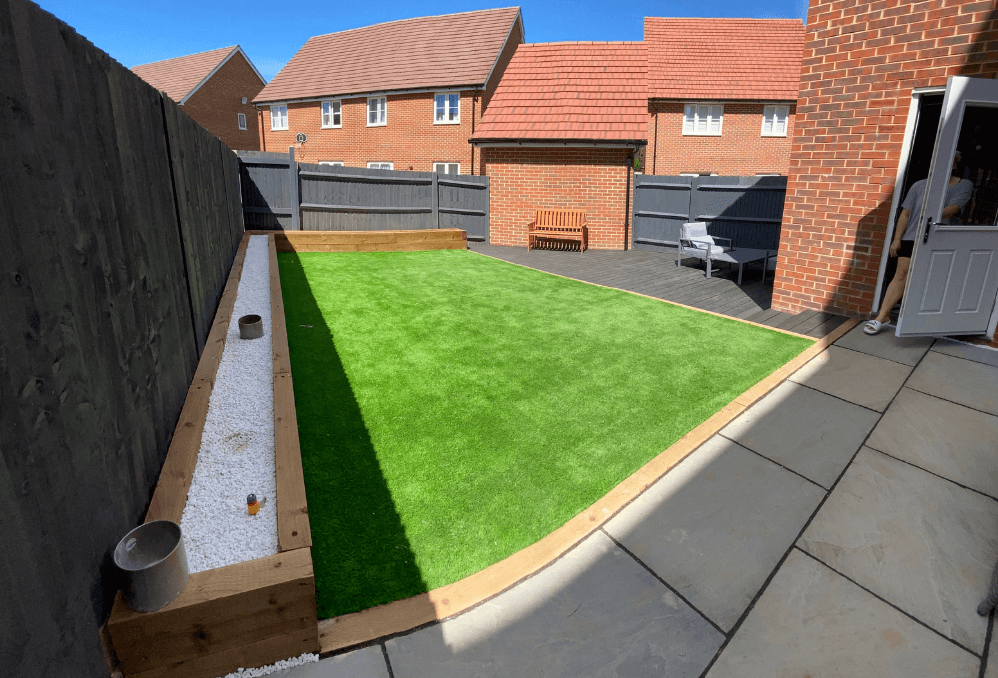 Astro turf suppliers and fitters Surrey, Berkshire, Hampshire